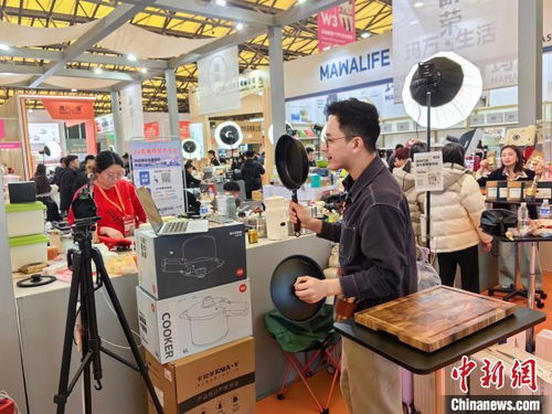 上海开春掀起展会热 电商与线下交易并驾齐驱